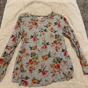 Soft flowery long sleeve